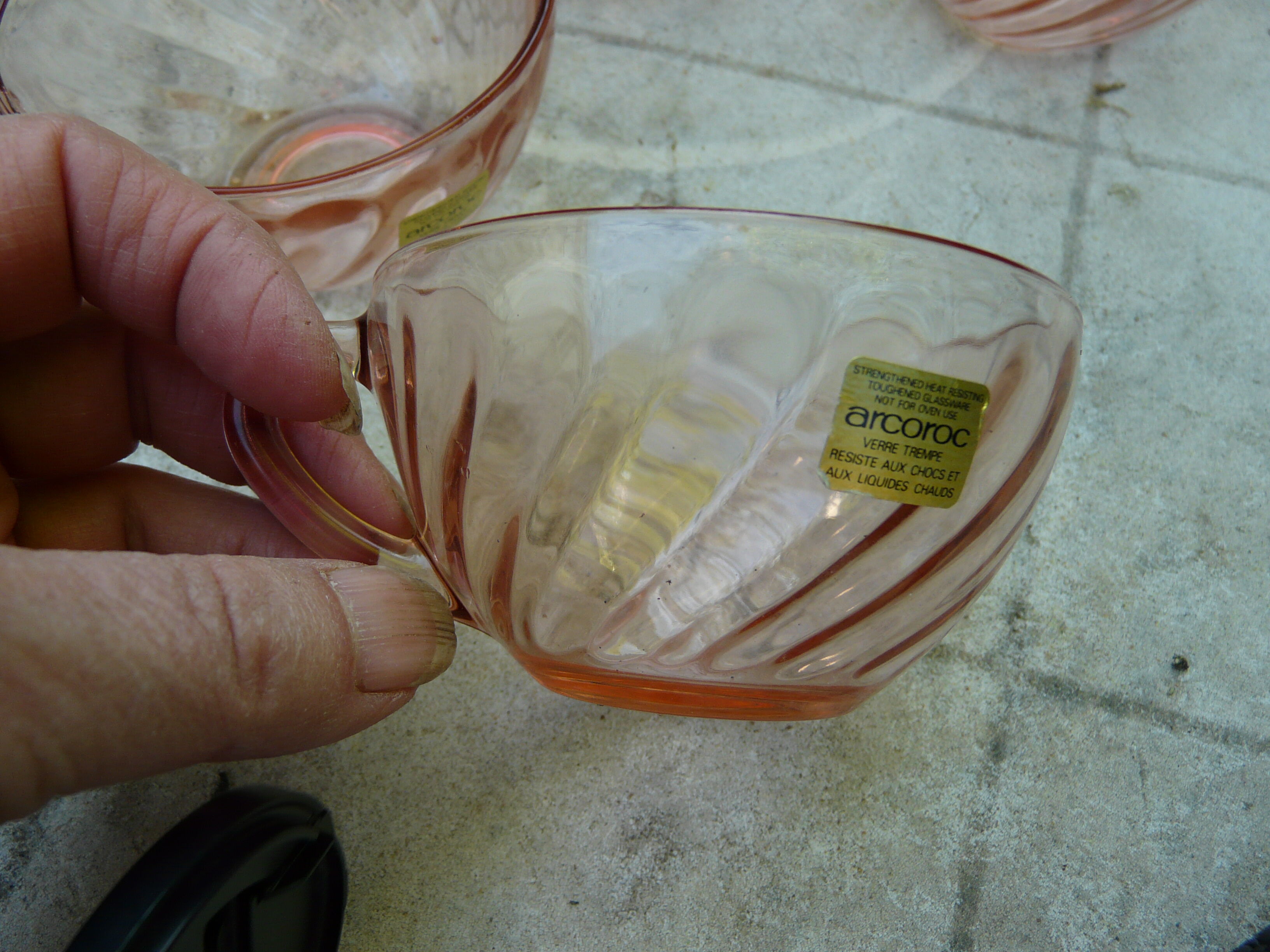 Set of 6 pink tea cups with rosaline sub-cup Arcoroc Luminarc