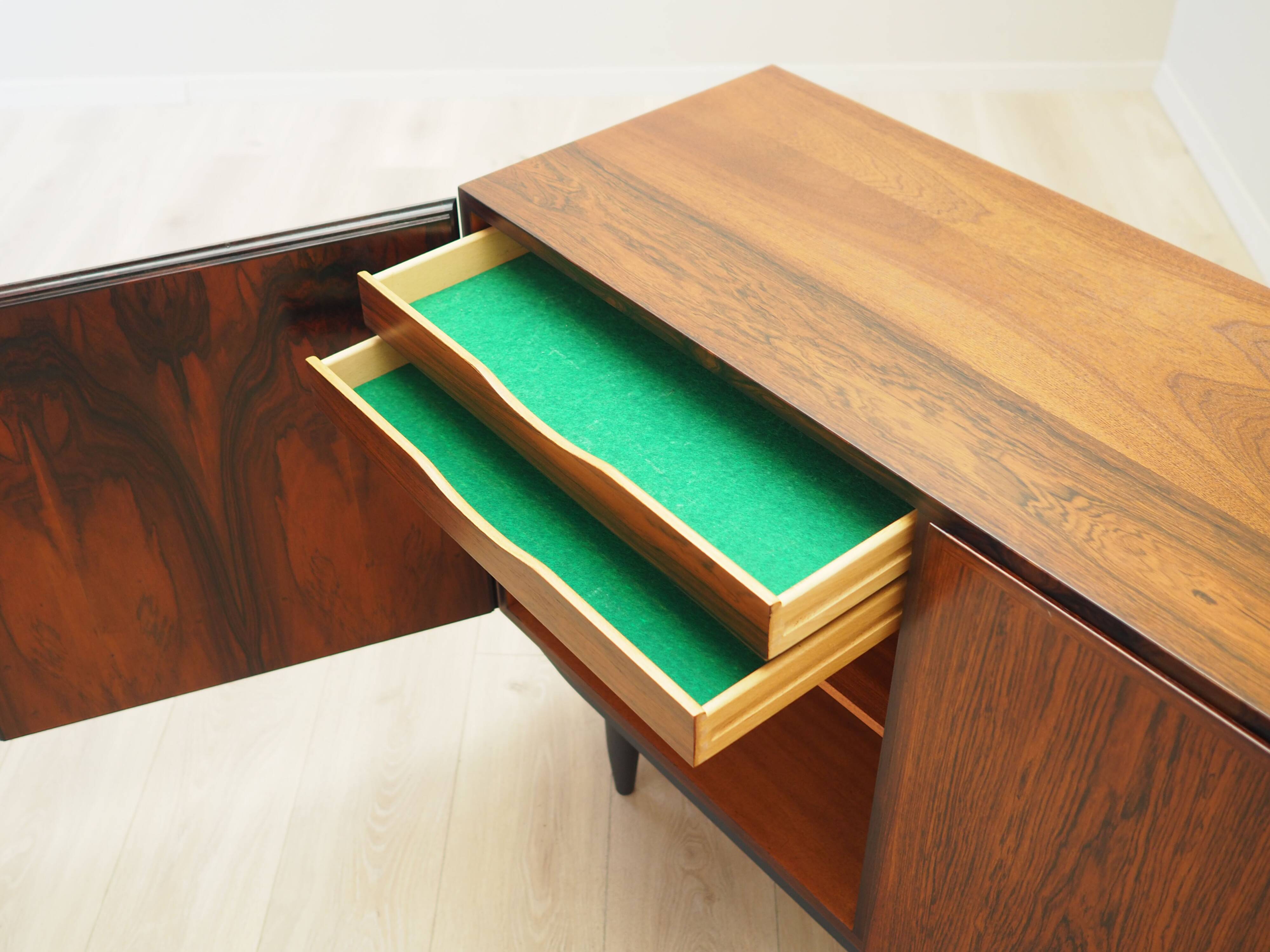 Rosewood cabinet, Danish design, 1970s, manufacture: Omann Jun
