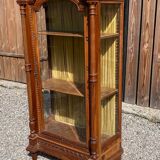 Vitrine style Louis XVI