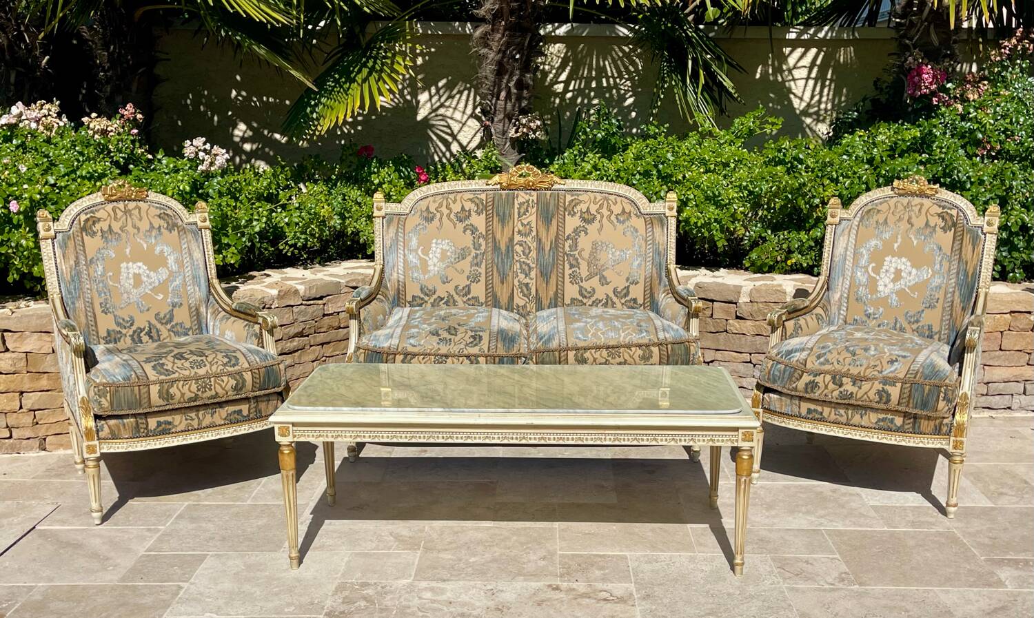 Louis XVI Style Living Room - 4 rooms