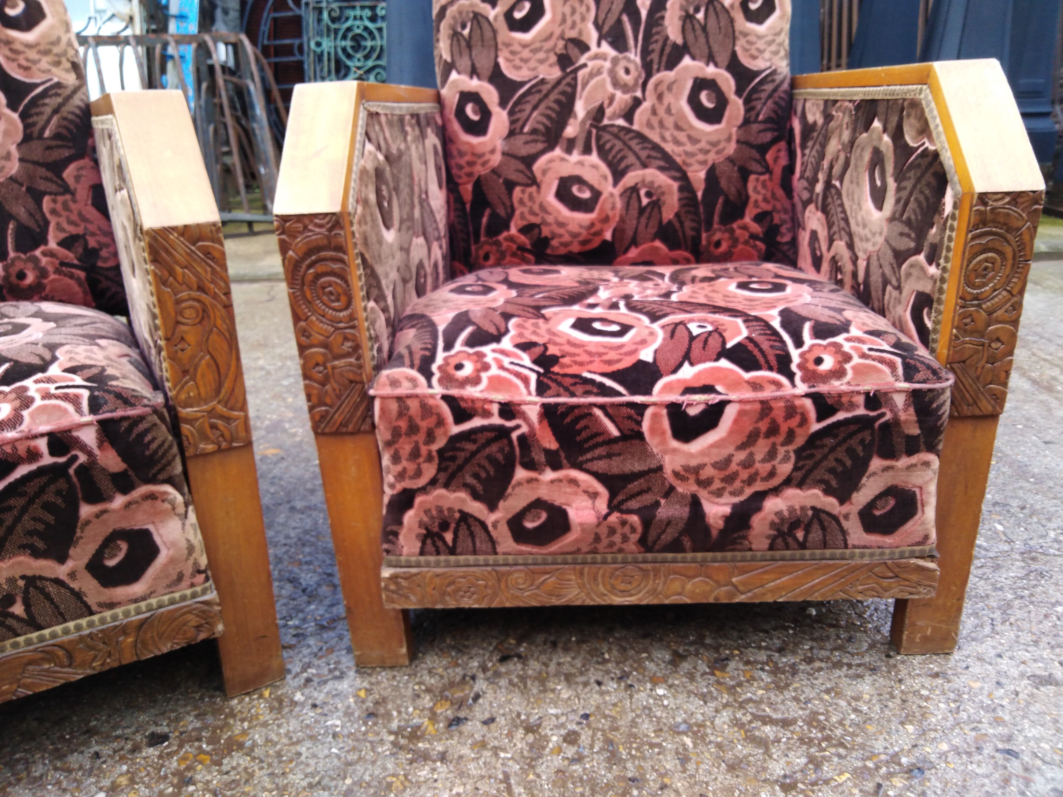 Pair club art deco armchair, carved wood structure, period 1930/50
