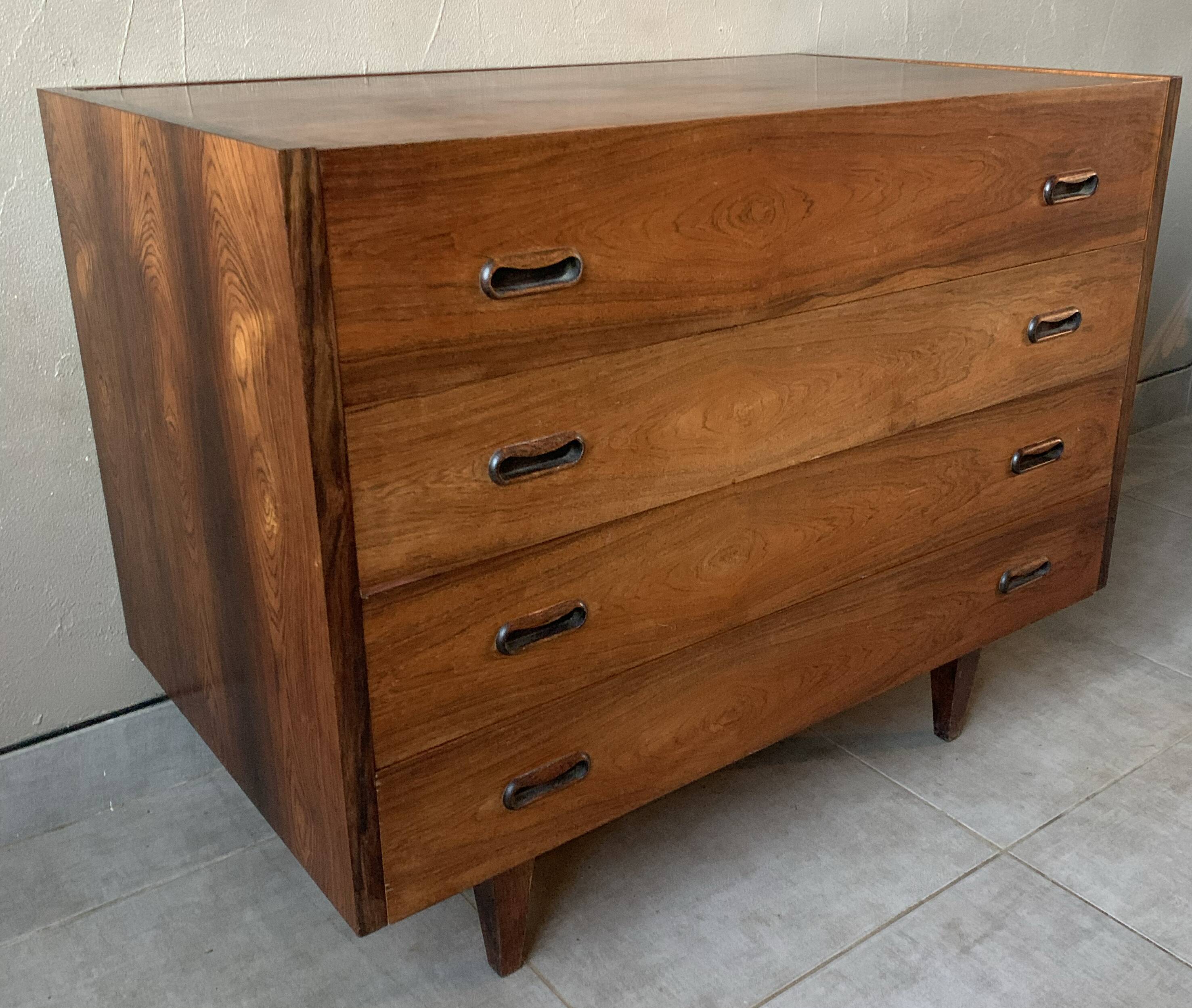 Vintage Scandinavian dressing table/dresser from the 60s in rosewood