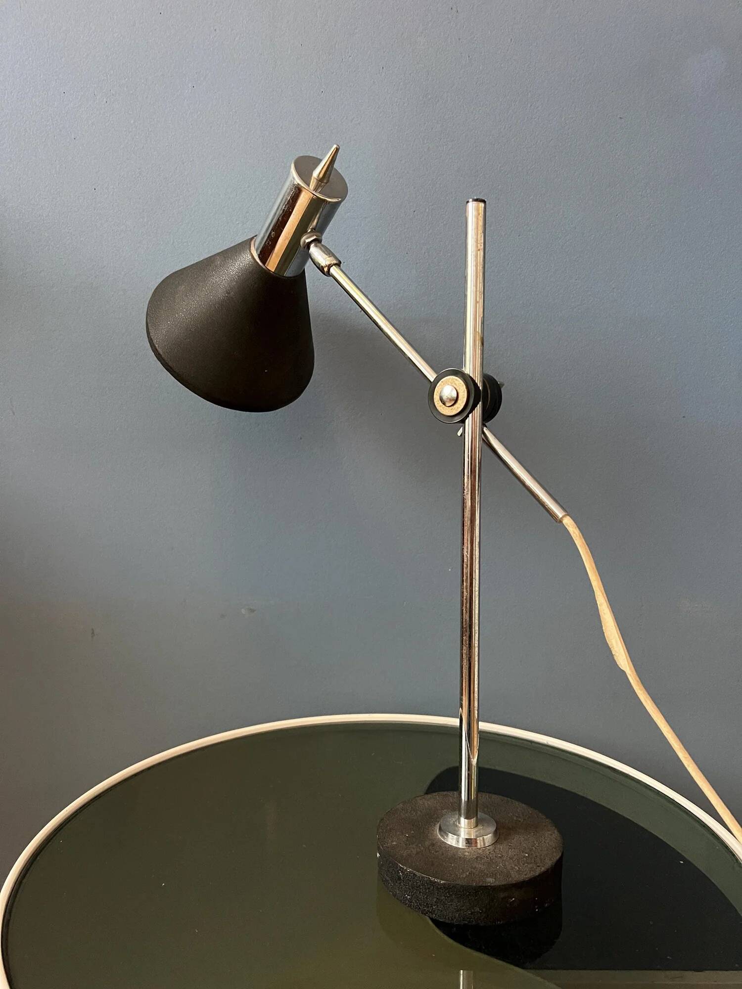 Vintage Herda mid-century adjustable desk lamp