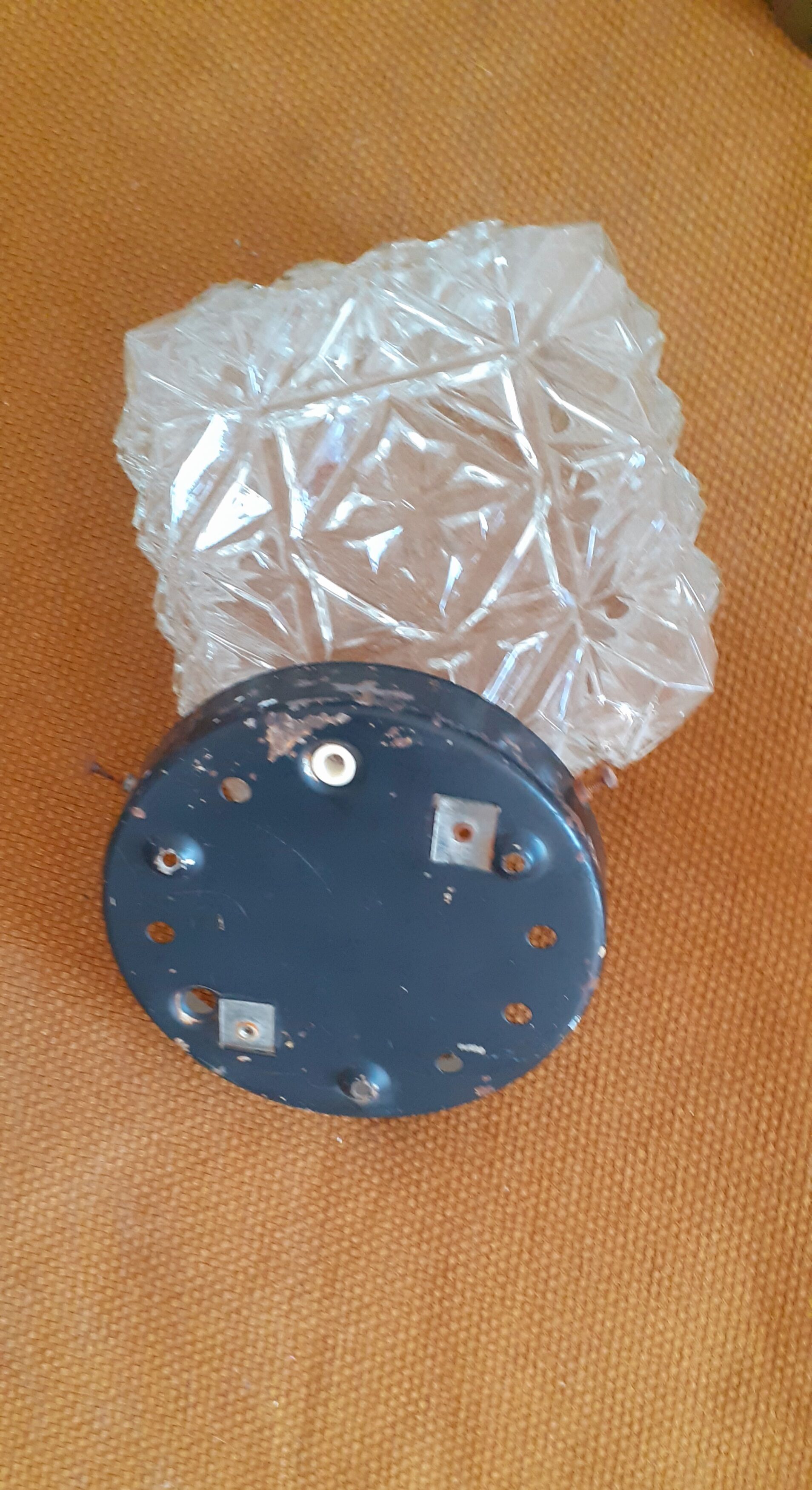 Plafonnier en verre verre moulé