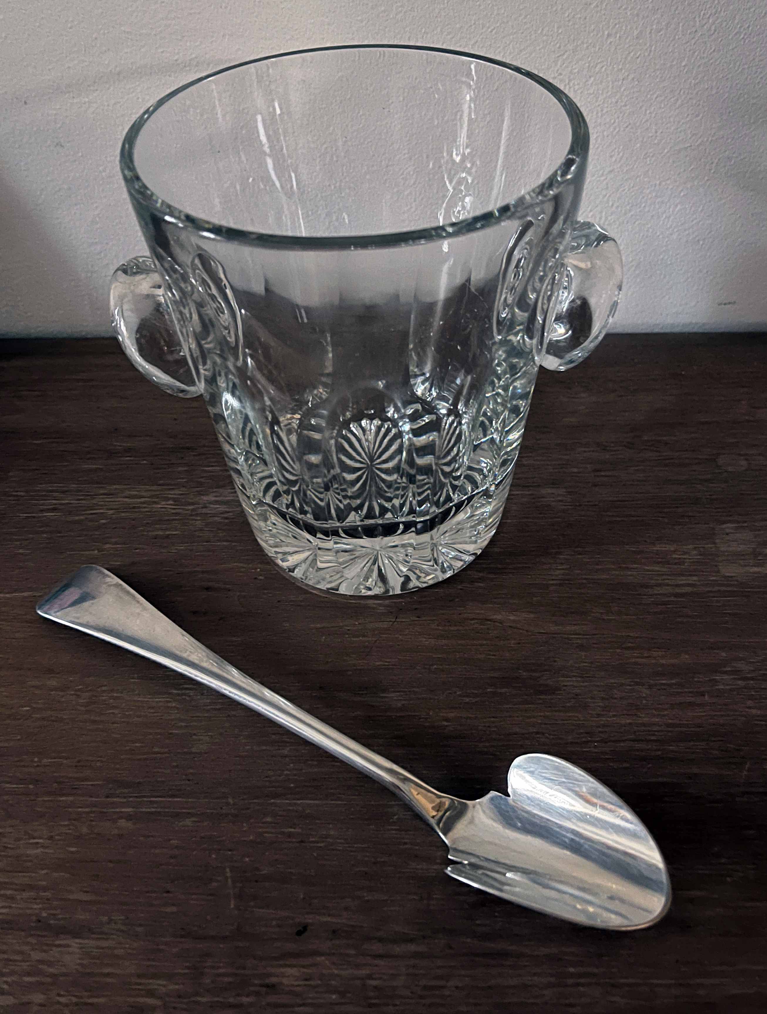 Ice bucket "Cristal de Paris" + spoon with multiple hallmarks