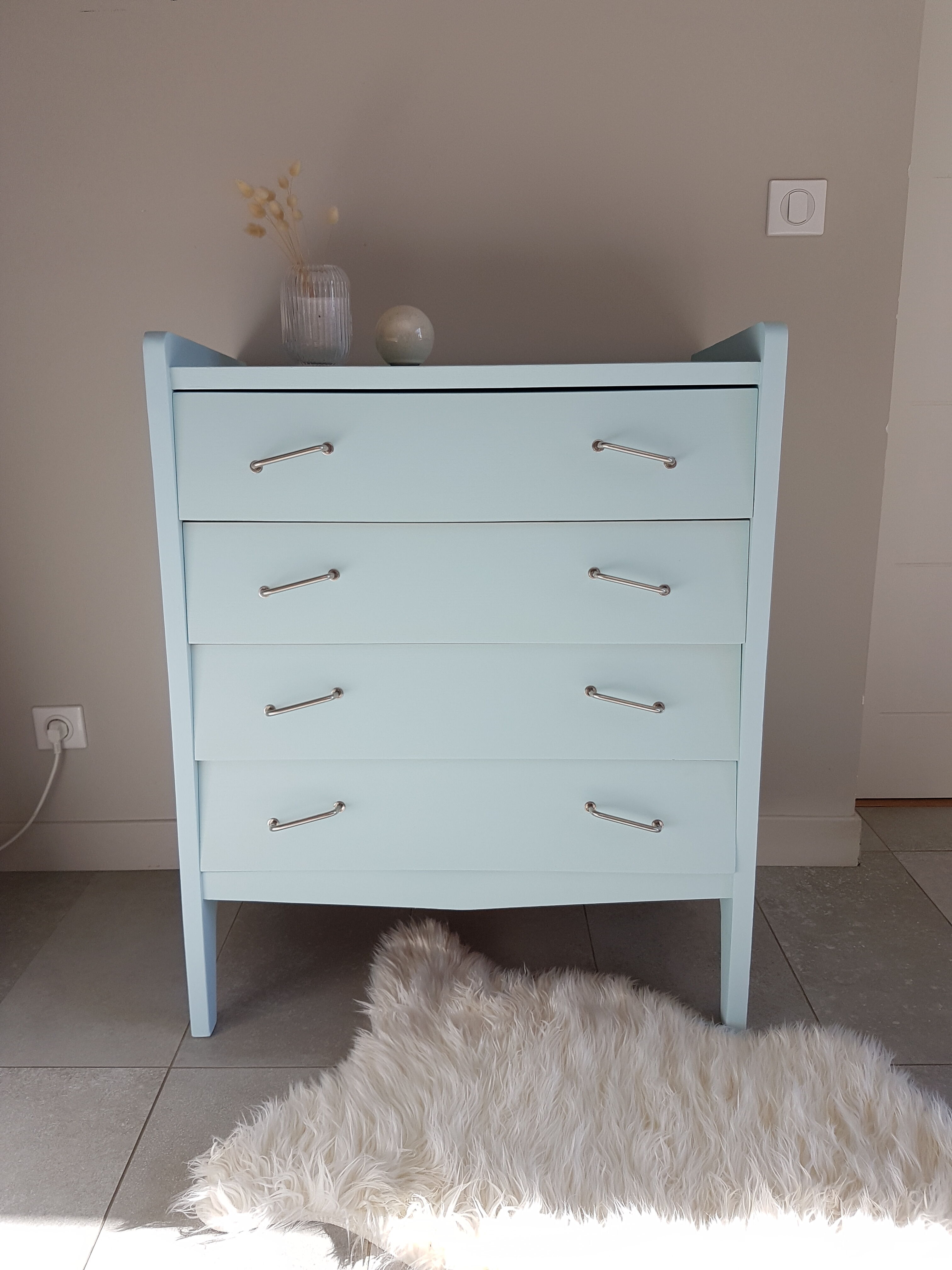 Commode vintage restaurée