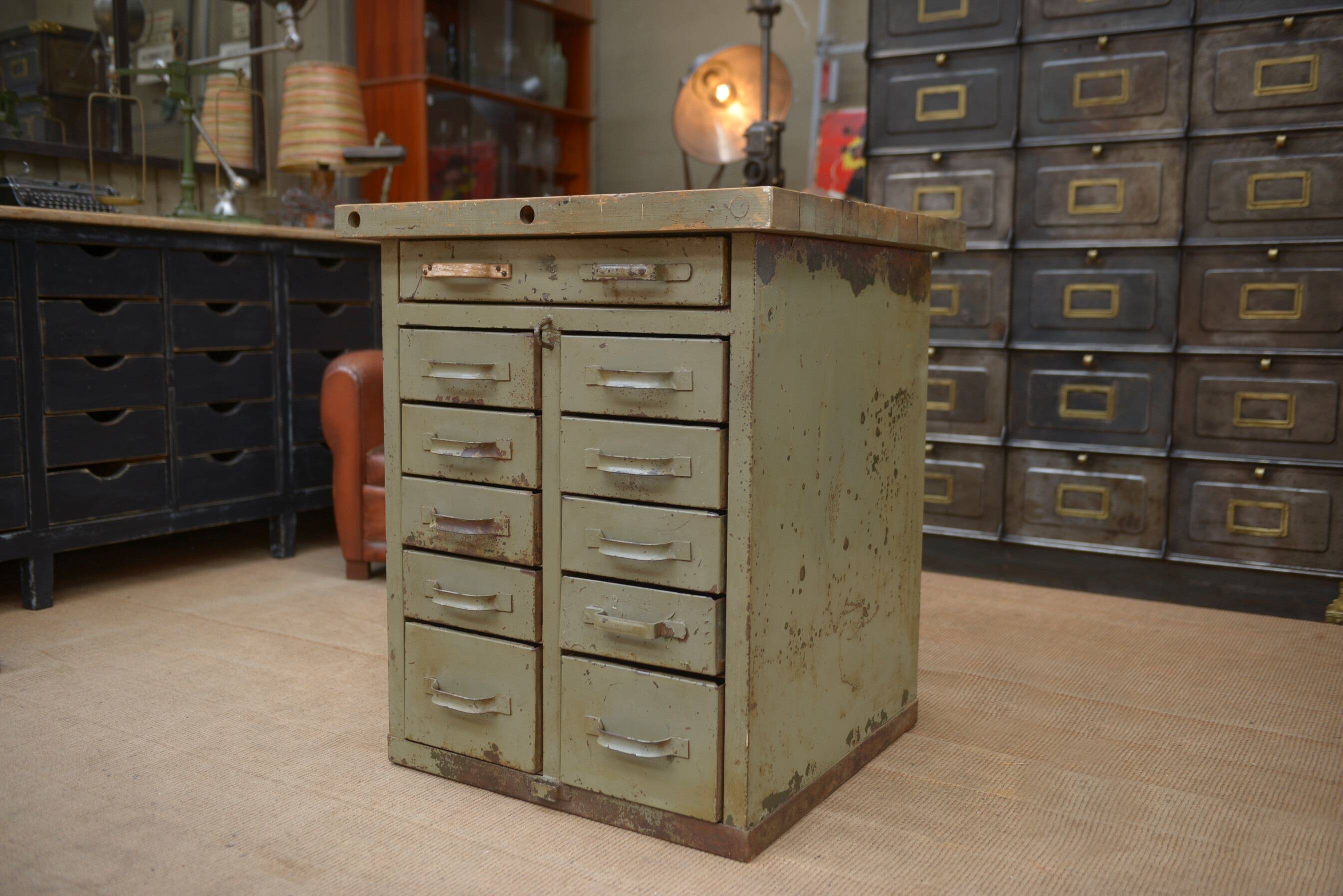 Military metal drawer unit 1950