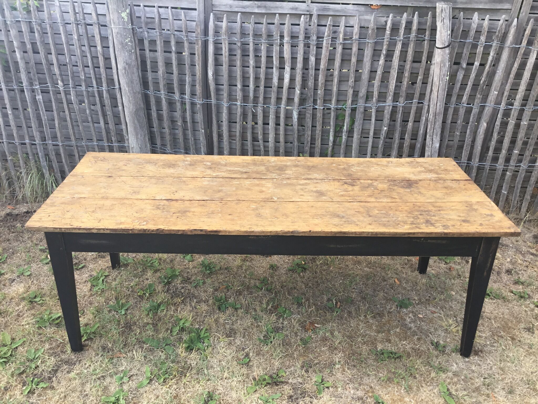 Farmhouse table in oak and poplar black patinated base and waxed wood top