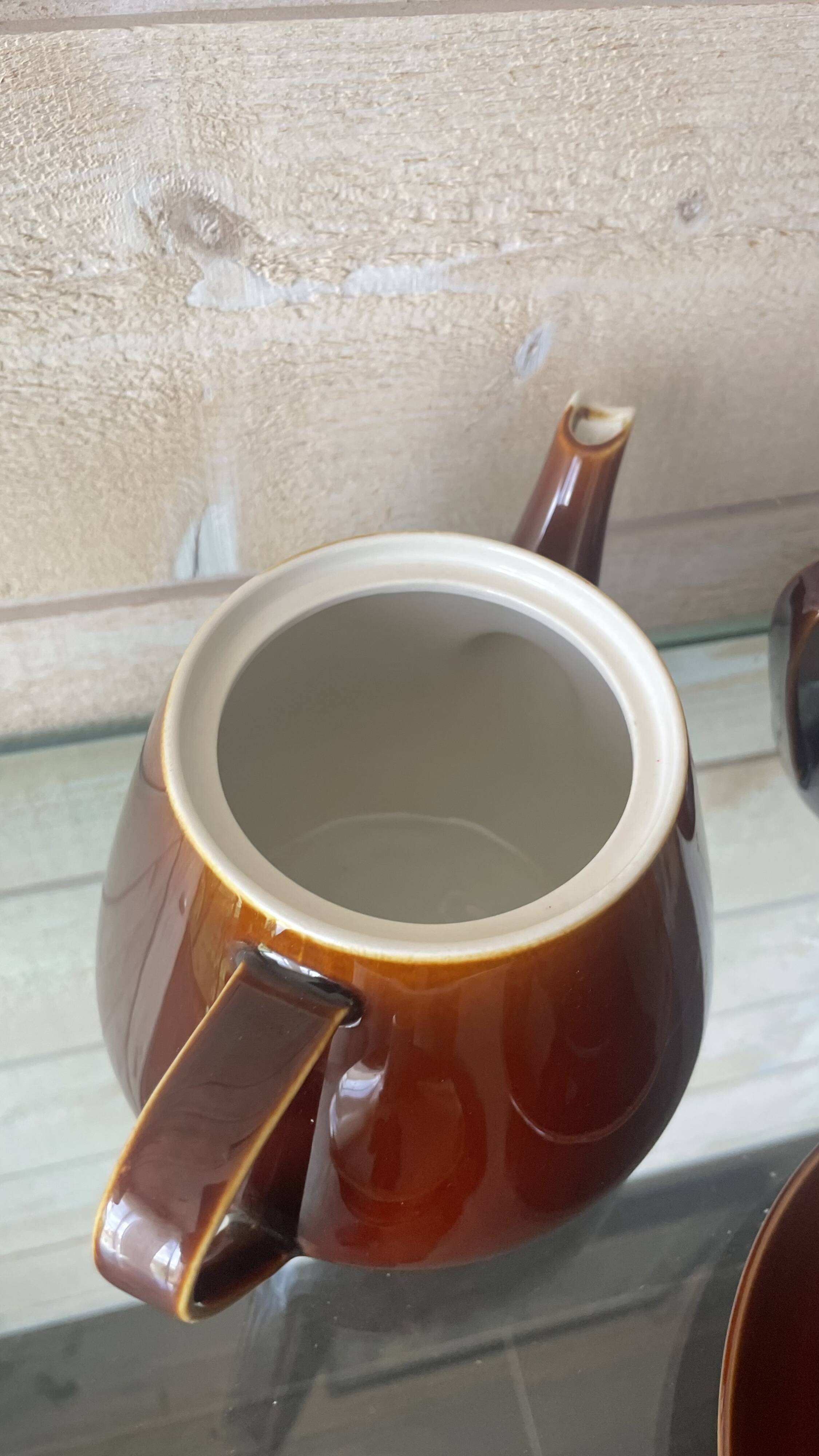Villeroy and Boch tea service