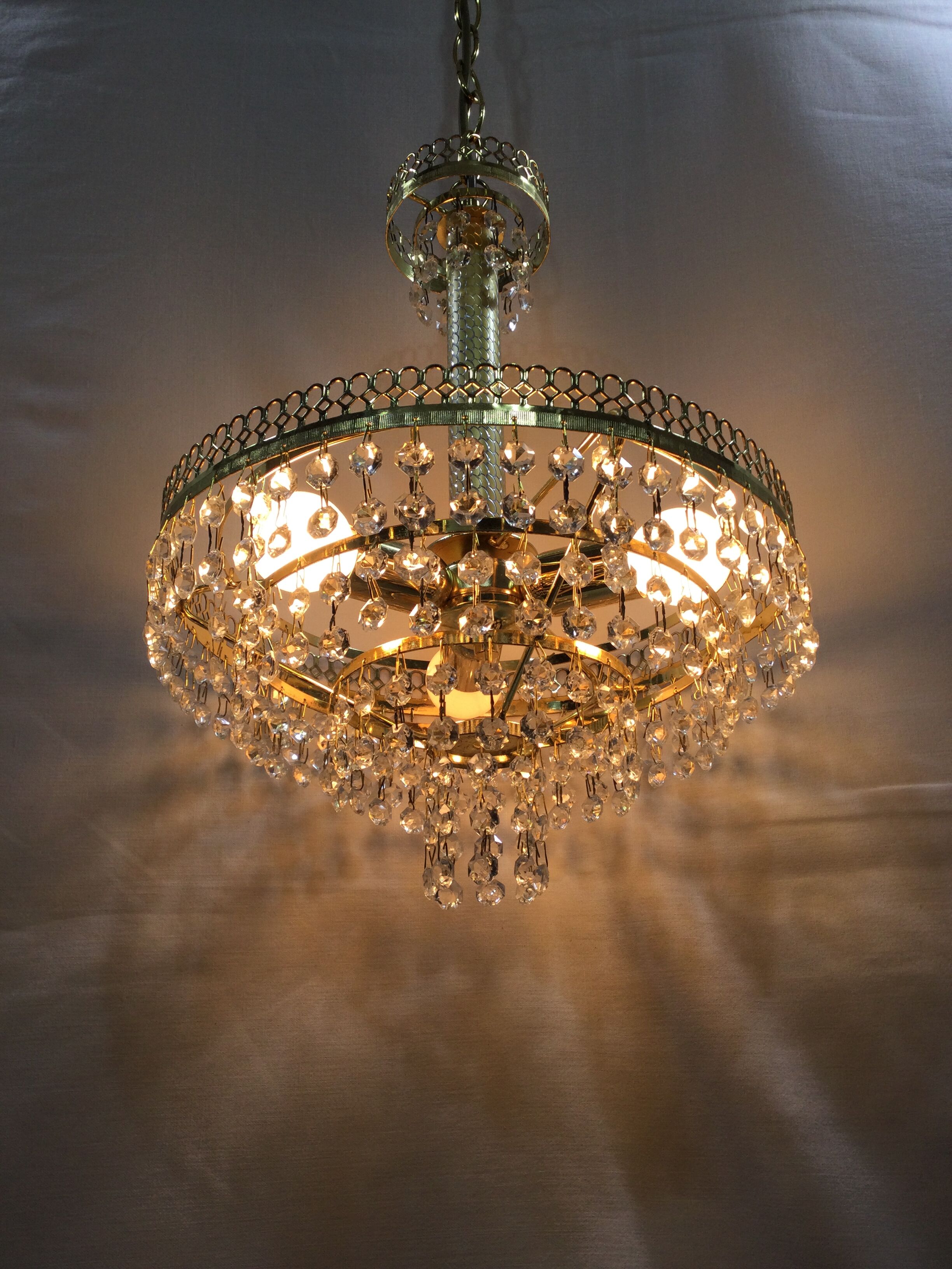 Round luster 3 stamped lights