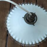 Opaline suspension