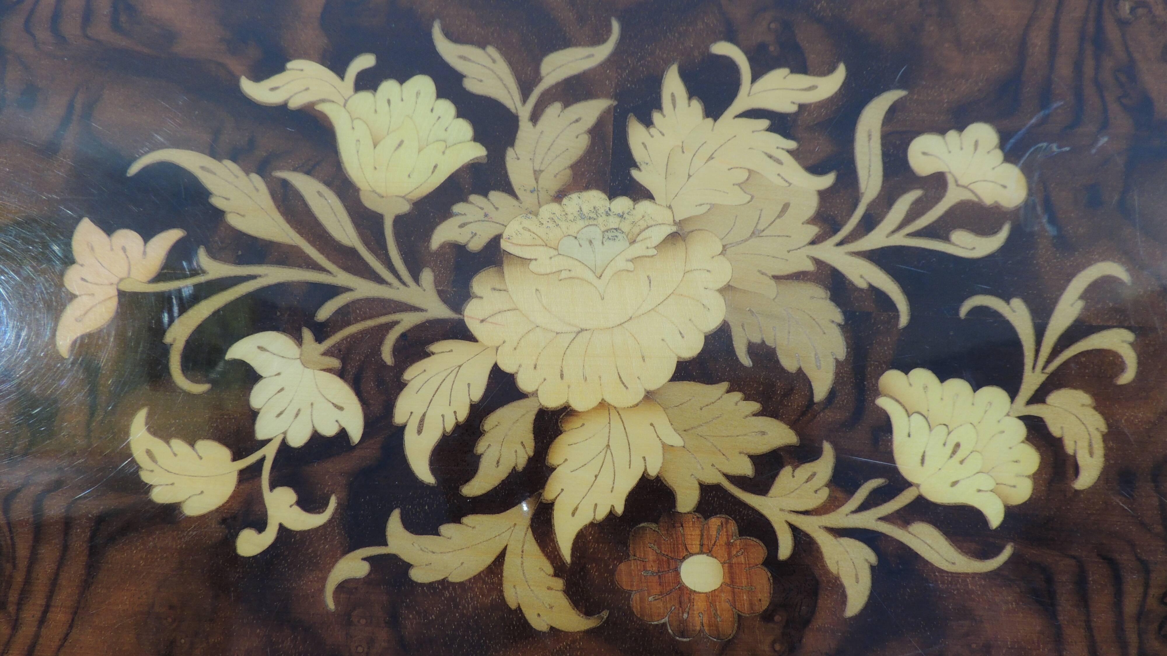 Plateau de service Italian Sorrento Novelty Inlaid Wood Works /vintage