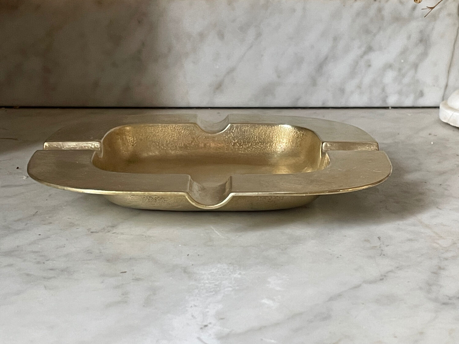 Cendrier carré en laiton vintage