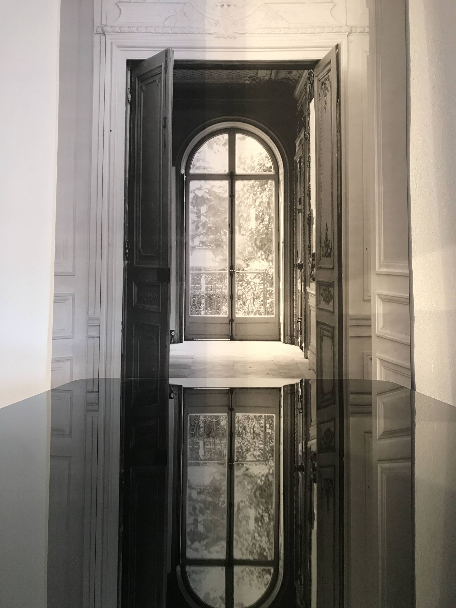 Table à manger Art Déco en fer forgé avec verre noir, années 1930