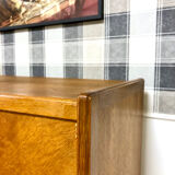 Scandinavian buffet secretary