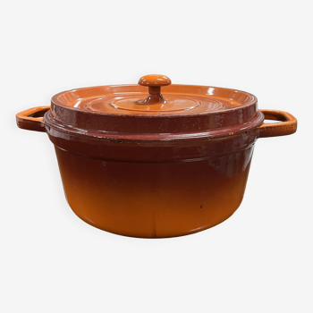 Cocotte en fonte ronde orange vintage