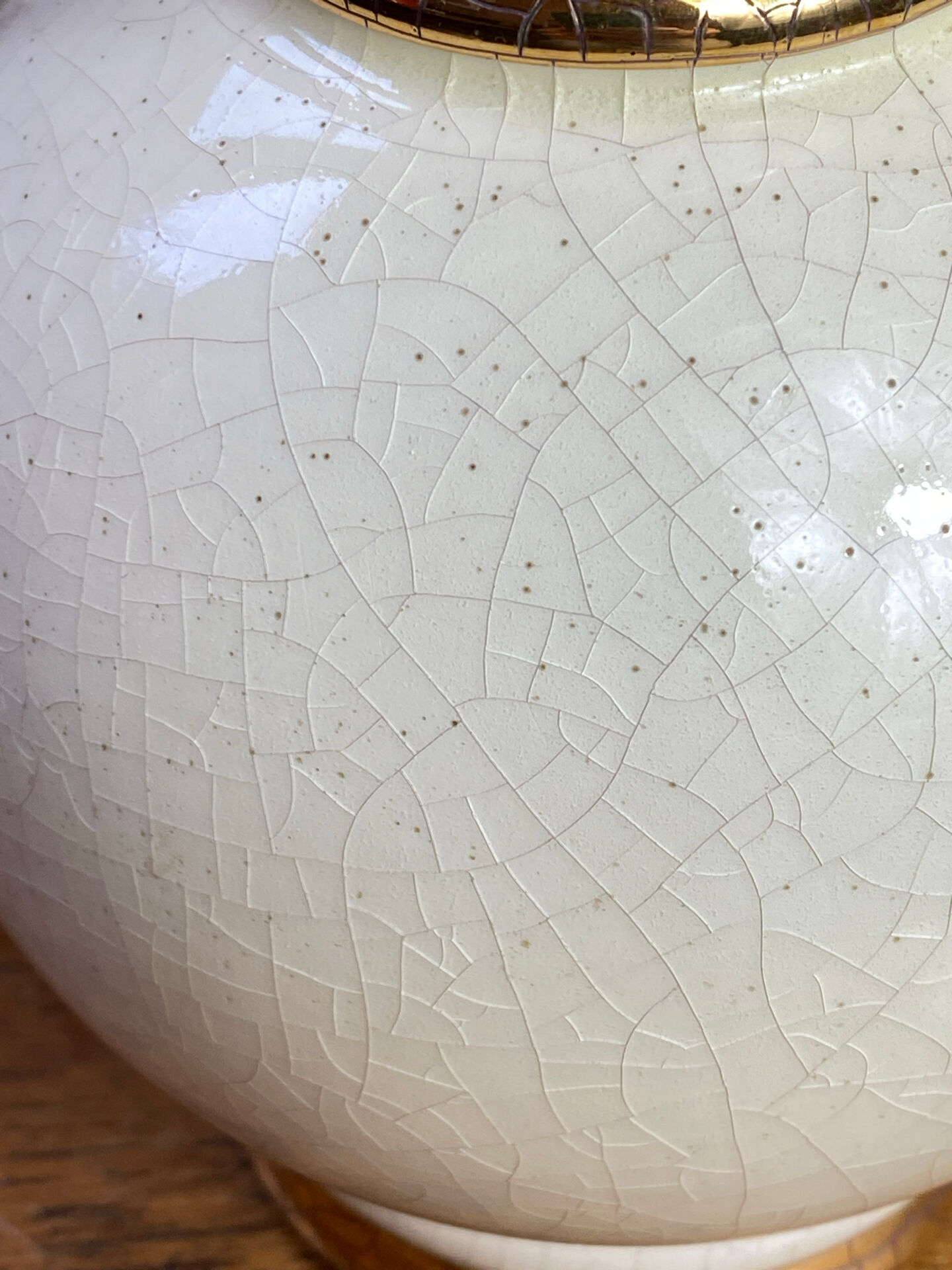 Cracked ceramic lamp, fabric shade, 1980s.