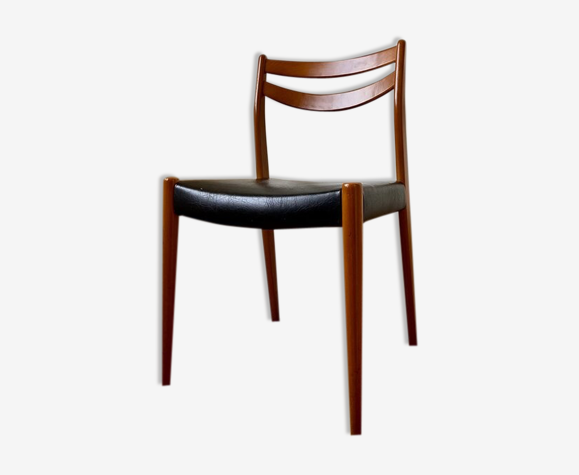 Chaise scandinave en bois et skaï noir
