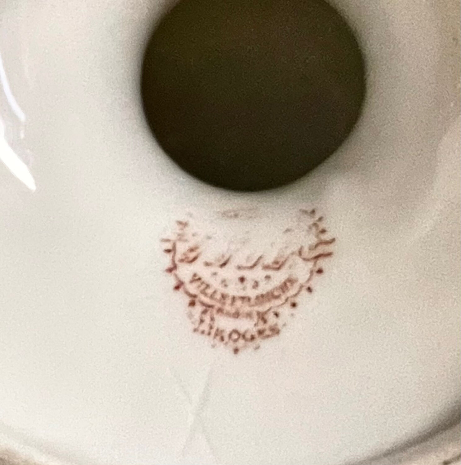 Porcelain fruit bowl