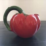 Tomato pitcher in dabbling
