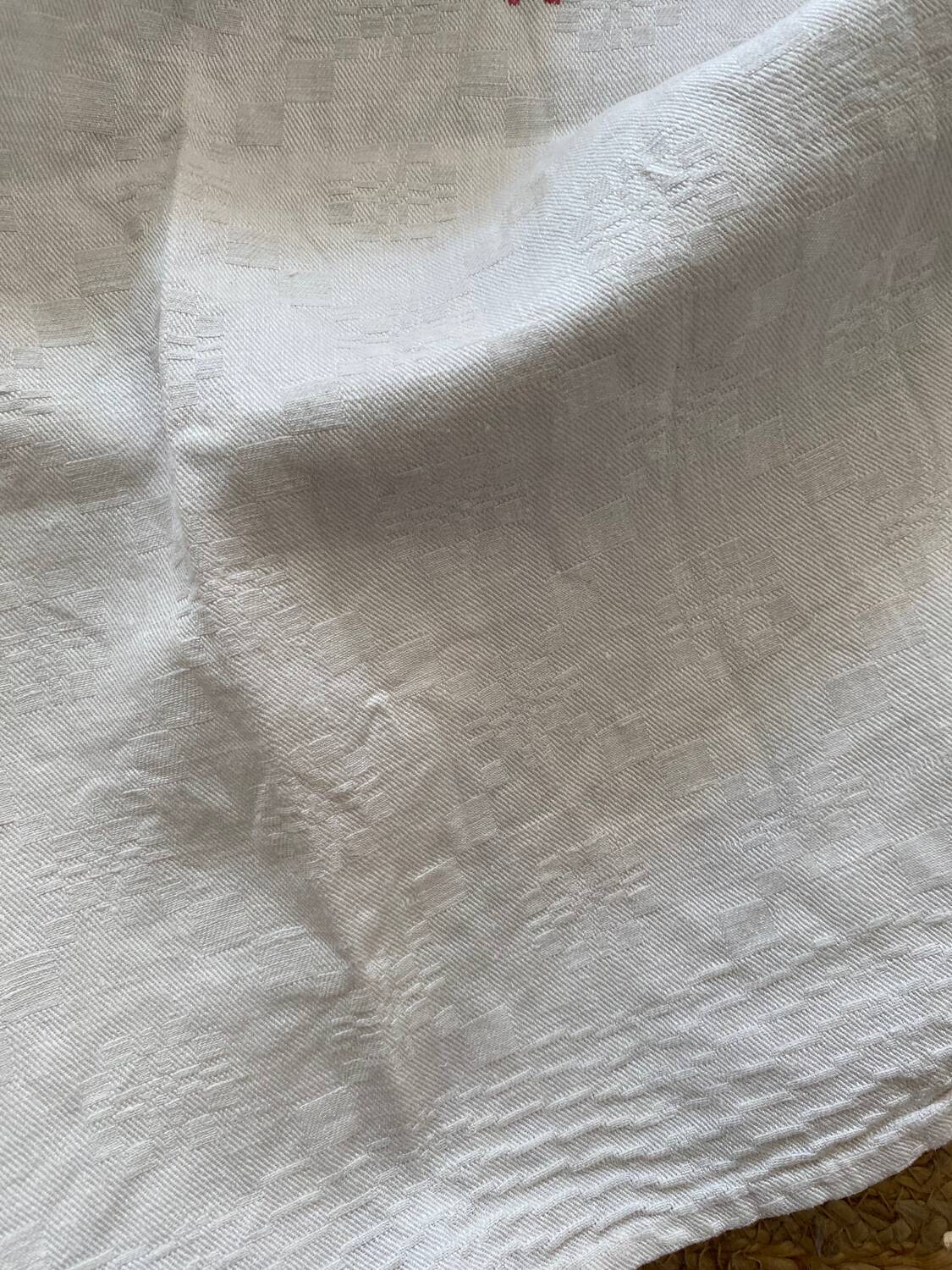 5 country tea towels in BM monogram linen damask.