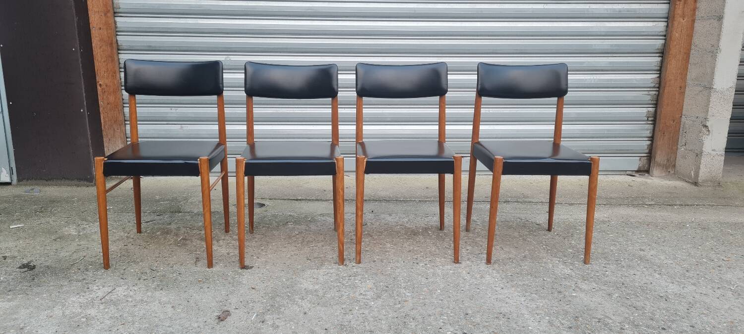 Set of 4 Scandinavian chairs 1970