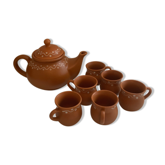 Théière vintage et ses tasses