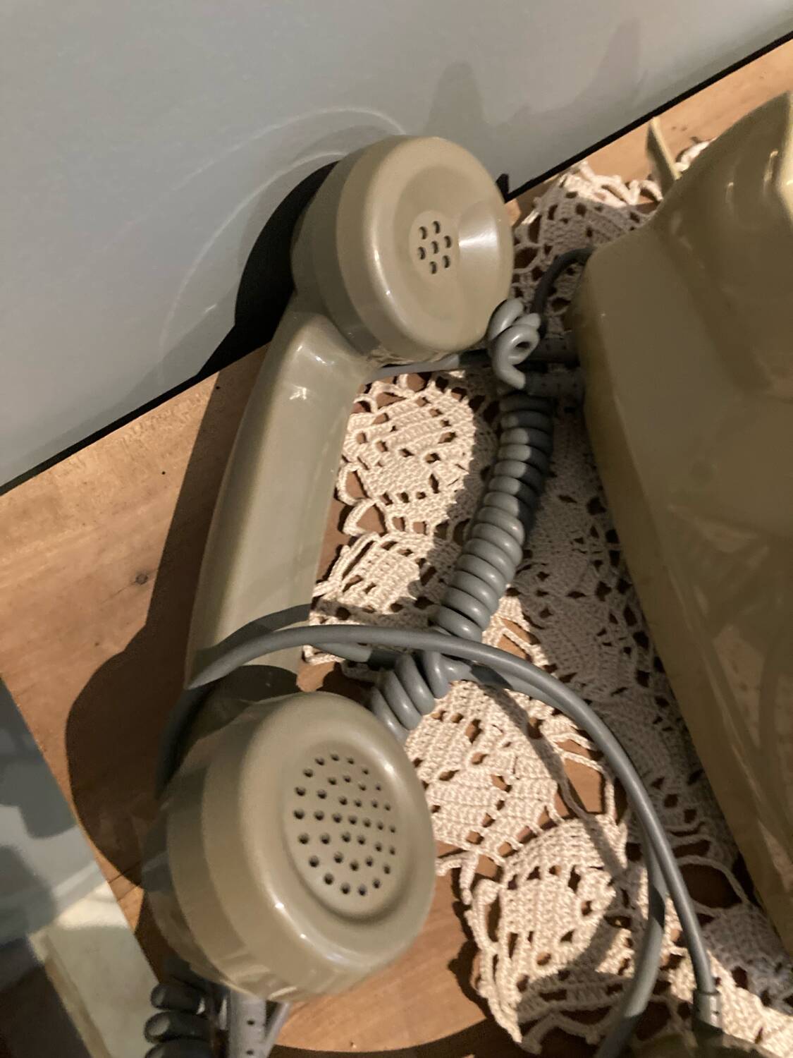 Rotary dial telephone
