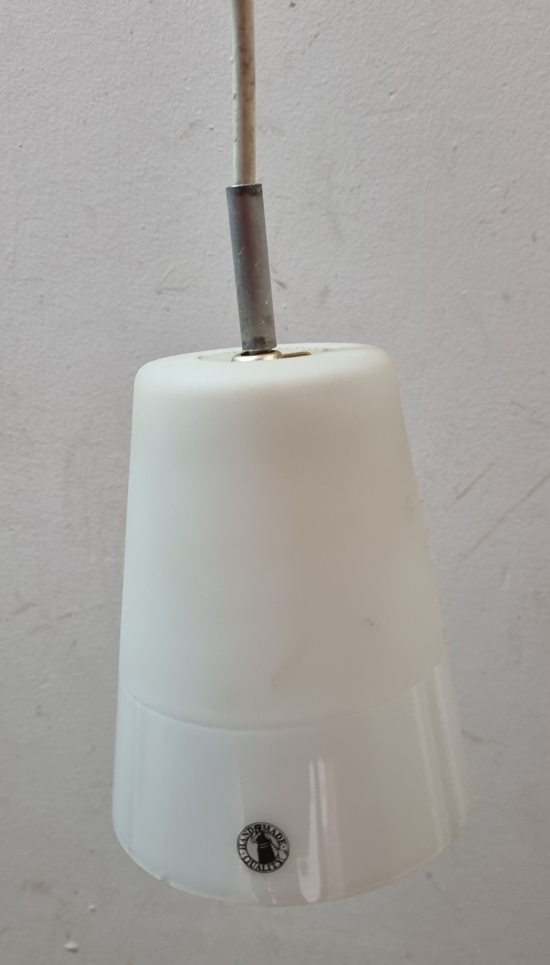 Handmade white opaline suspension