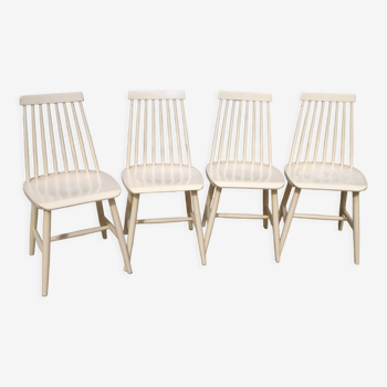 Set of 4 scandinavian style chairs
