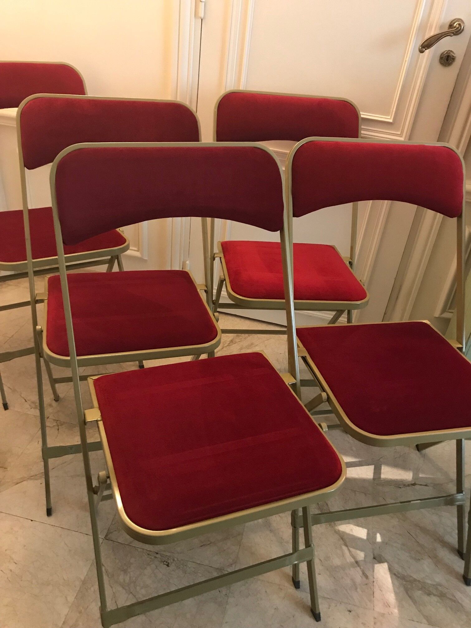 Set of folding chairs gold metal and Red Velvet Selency