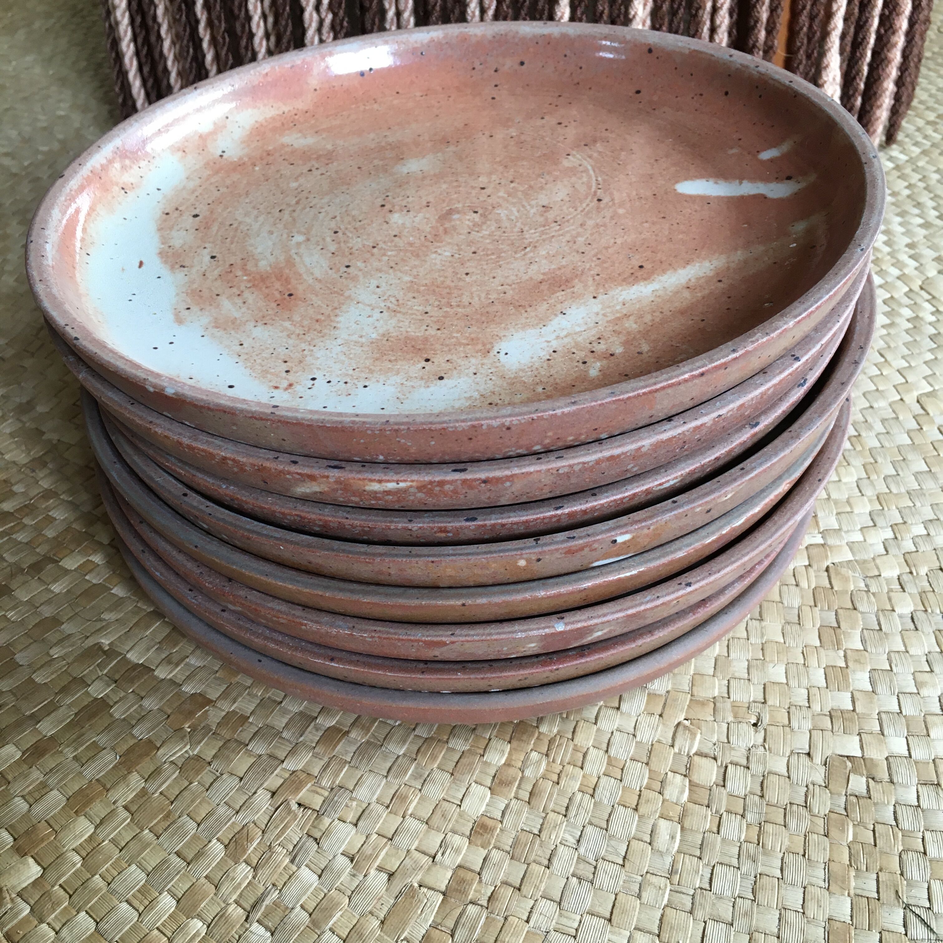 Series of 8 flat sandstone plates