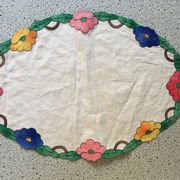 Vintage oval placemat 35x49