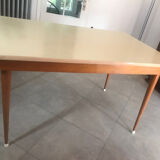 Table formica