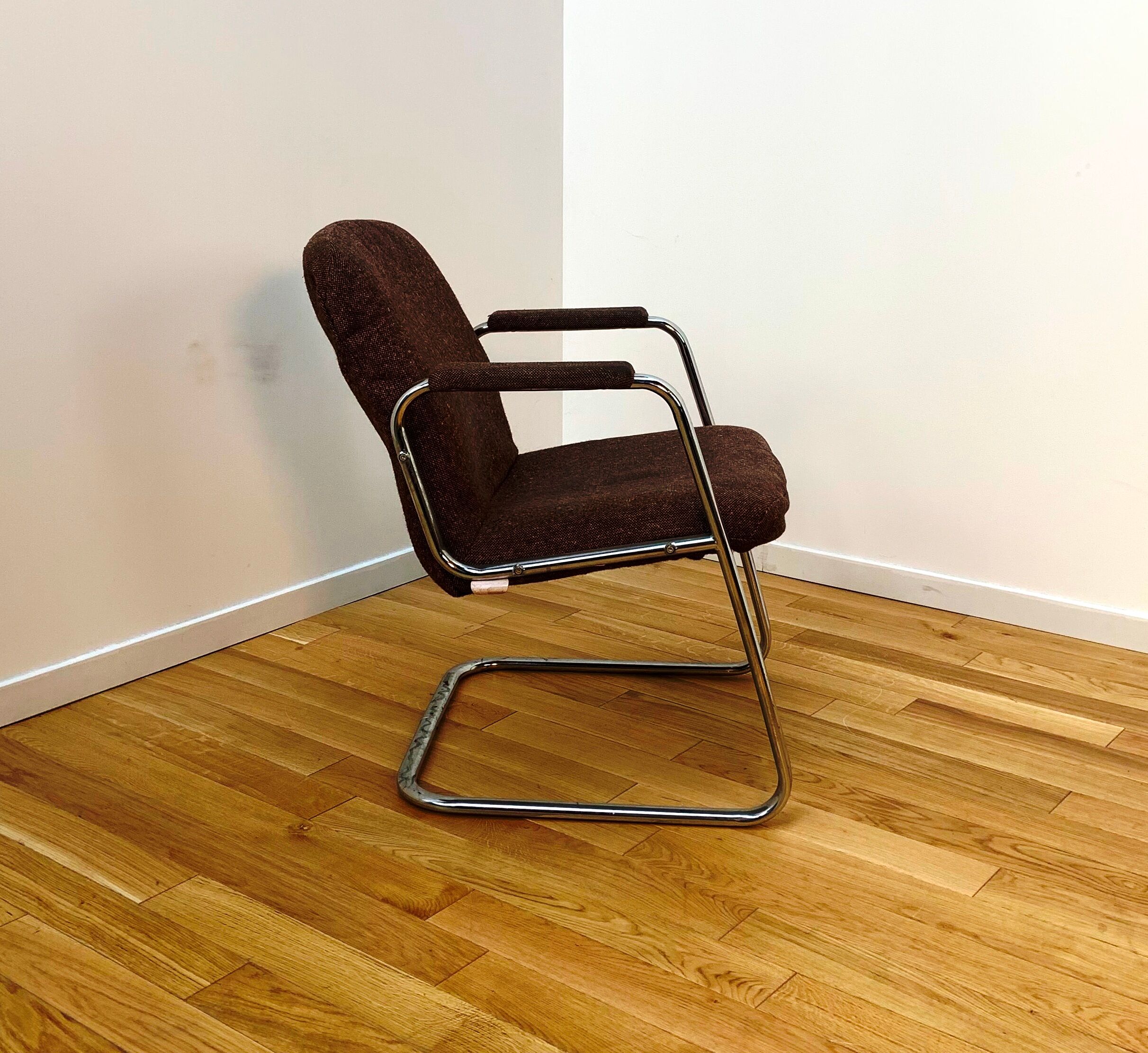 Paire de chaises vintages BRM