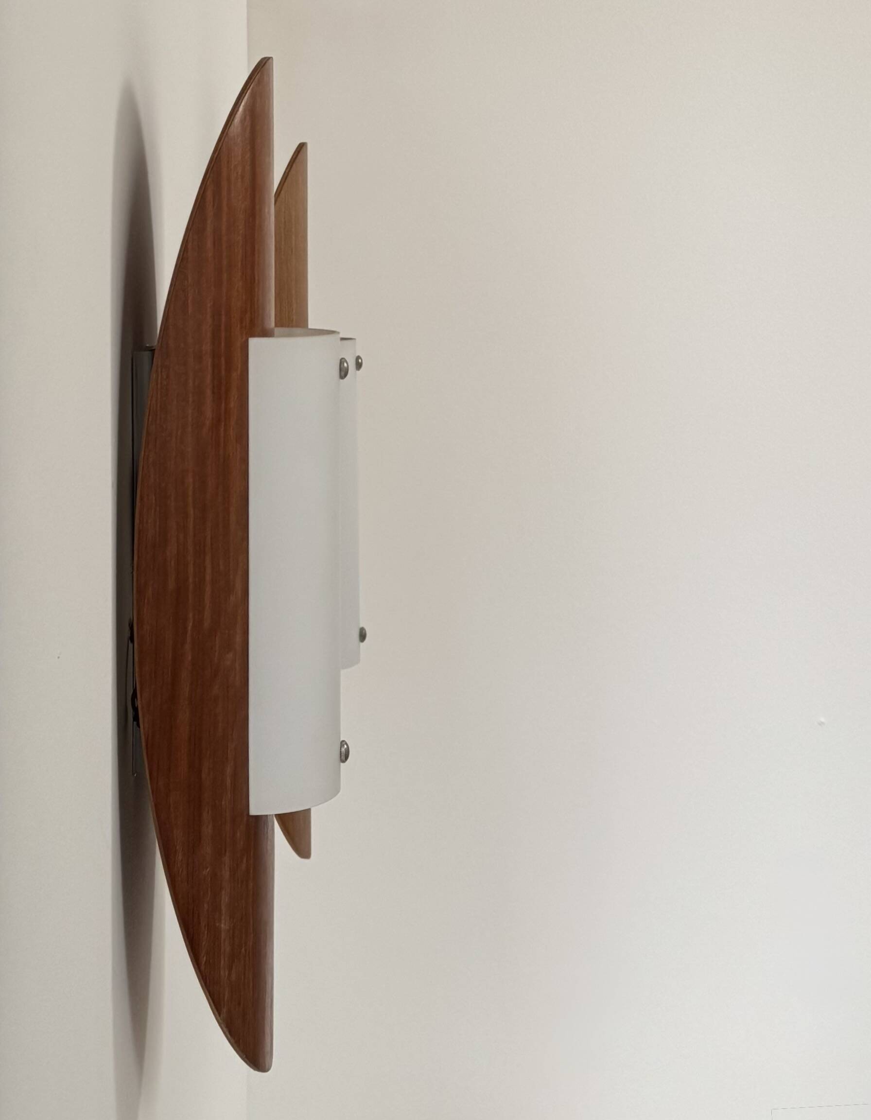 Pair of vintage wall lights in thermoformed wood and opaline glass, France, 1980.