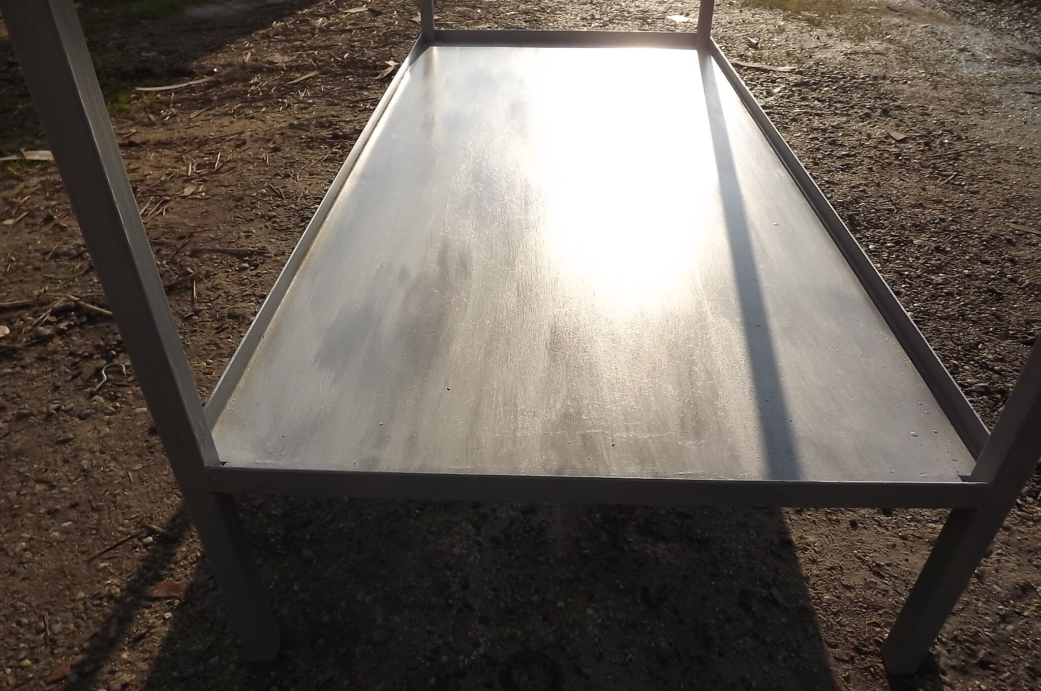 Desserte industrial iron