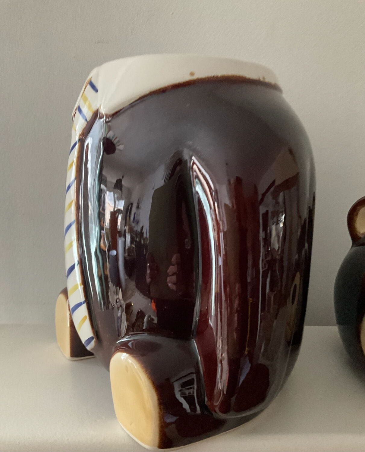 Vintage ceramic glazed bear biscuit jar