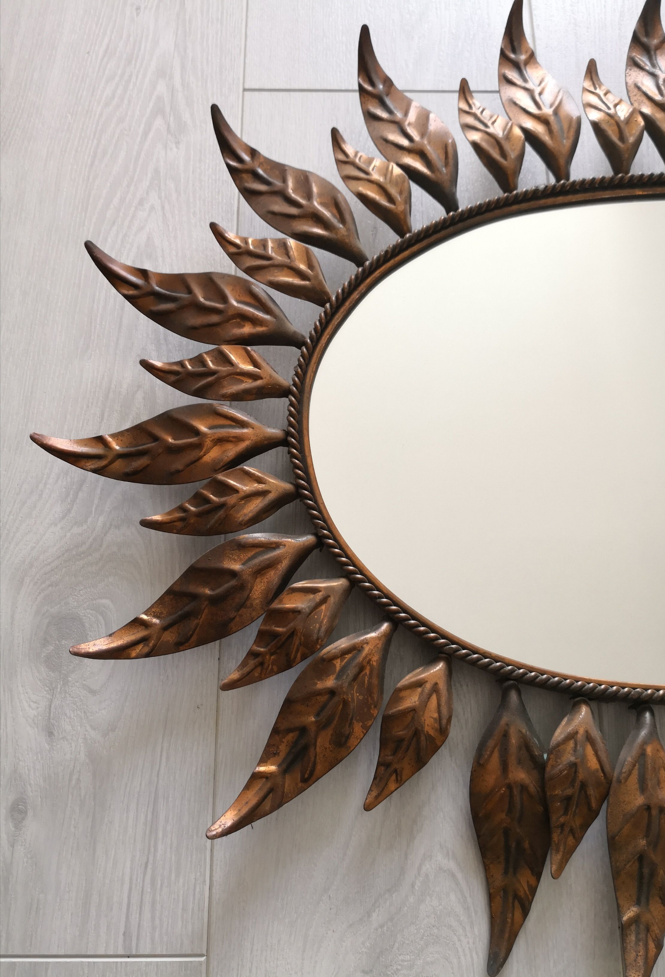 Duo of mirrors in metal of the 60s/70s