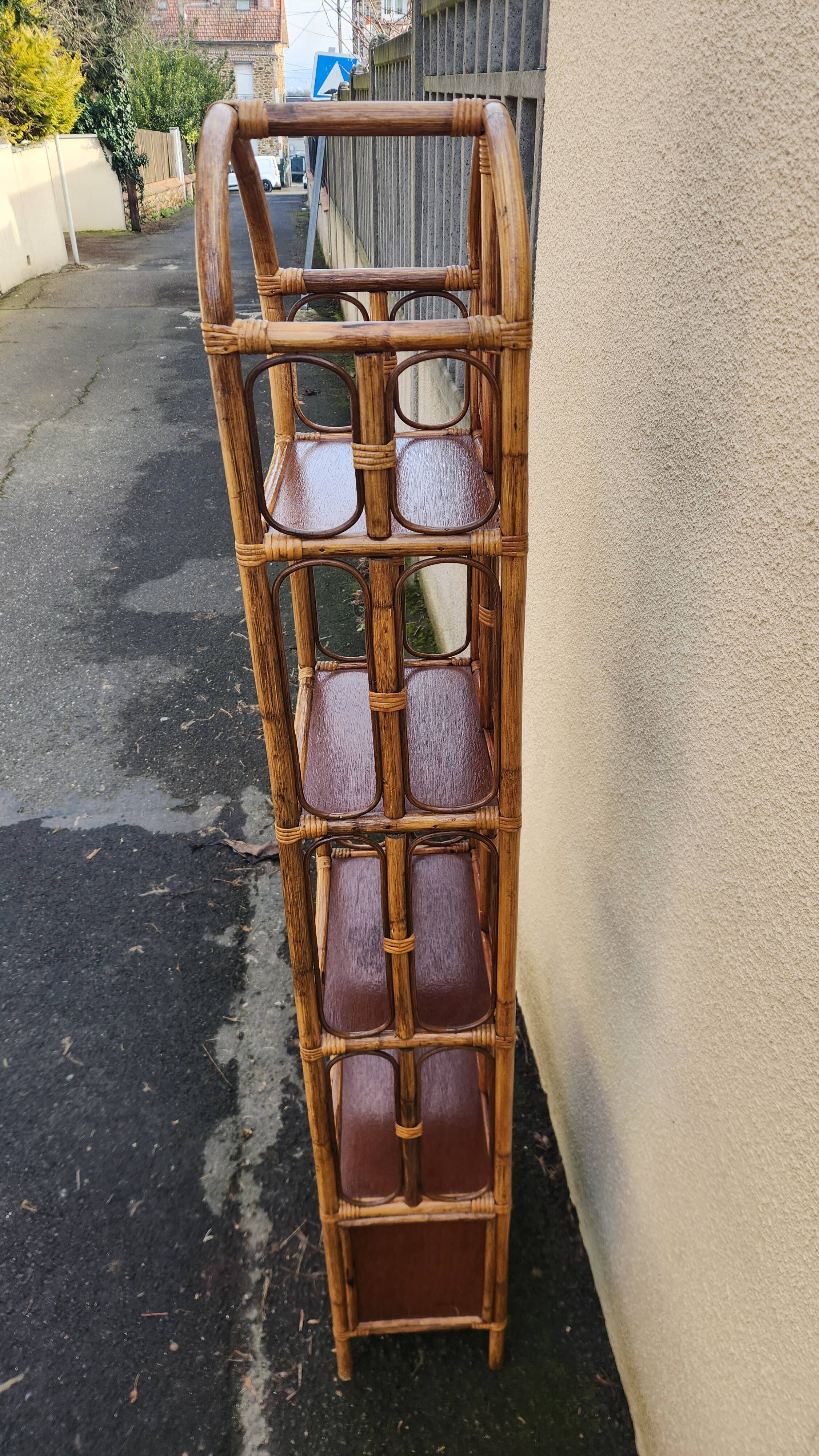 Rattan shelf from the 1960s-1970s.