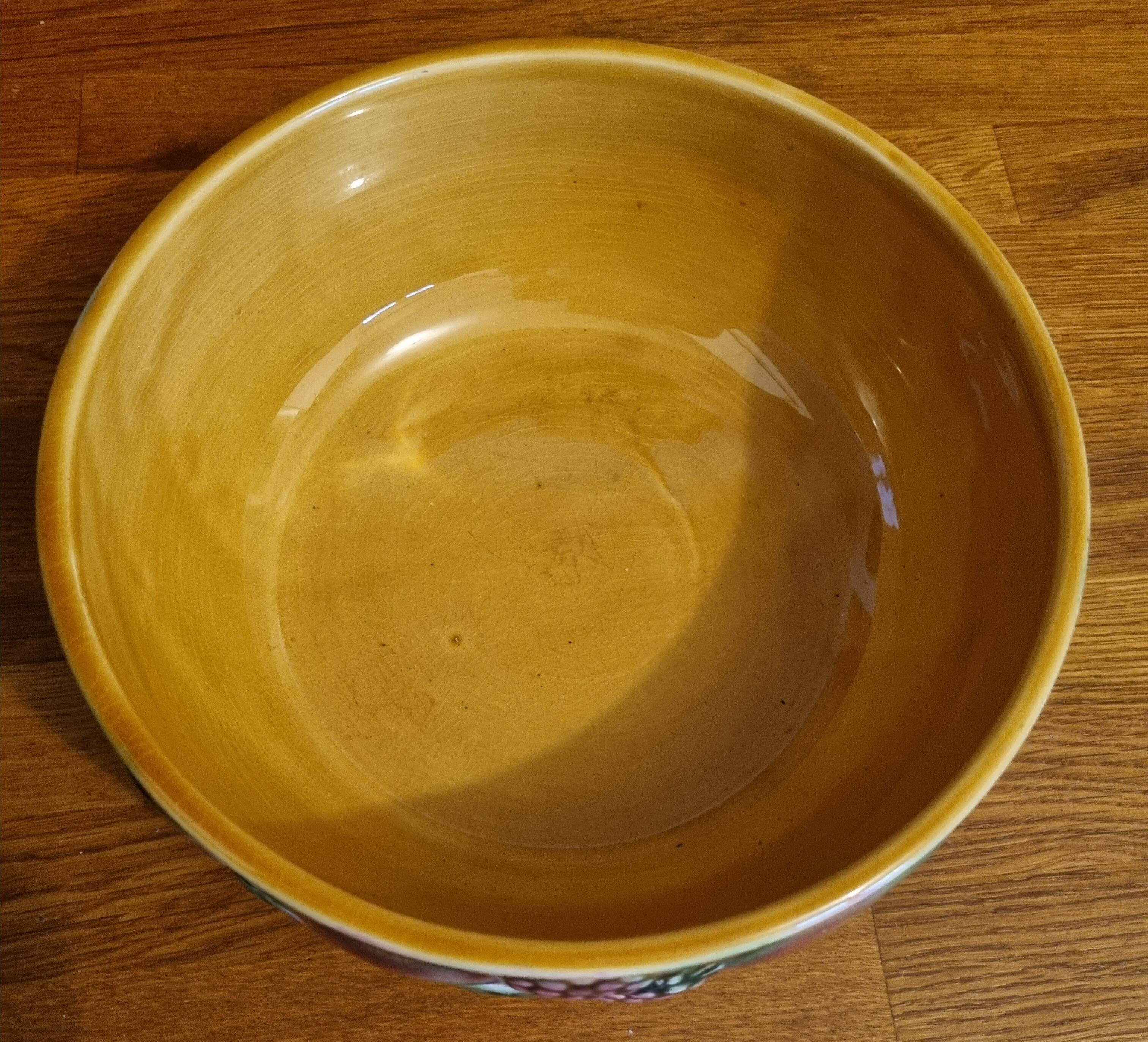 Barbotine Sarreguemines Fruits pattern salad bowl