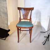 Vintage wooden bistro chair – Parisian café spirit