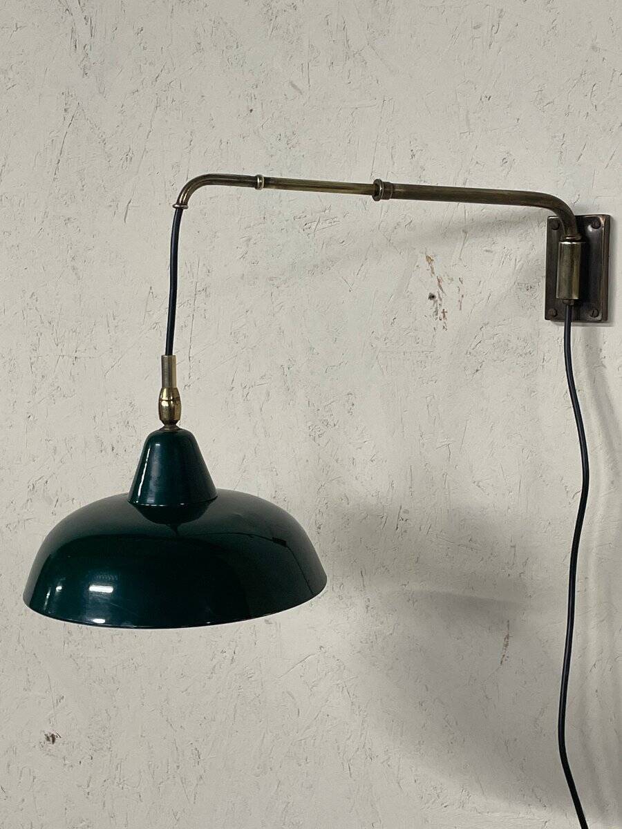 Small wall lamp with extendable arm, 1940s-1950s.