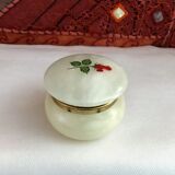 Artisanal alabaster boître white Spain