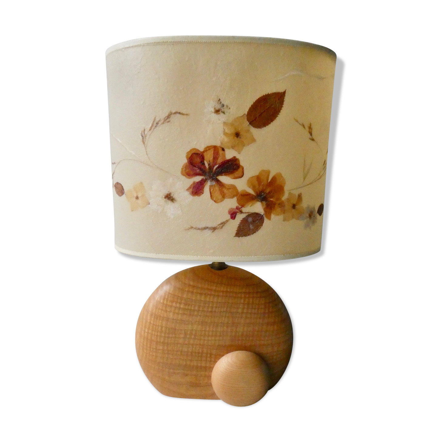 Wooden lamp with its herbarium lampshade from the 70s