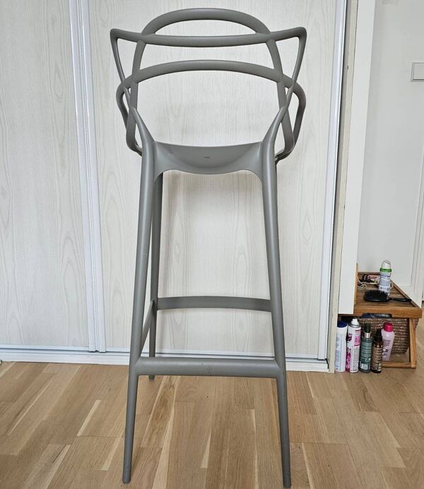 Tabouret Masters Stool – Kartell, design Starck & Quitllet