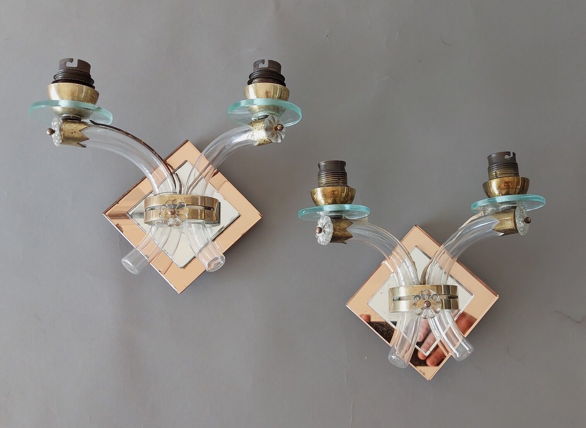 Pair of sconces in crystal, brass and mirror glasses, Italy 1940/1950.