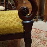 Paire de fauteuils en acajou à crosse XIX°