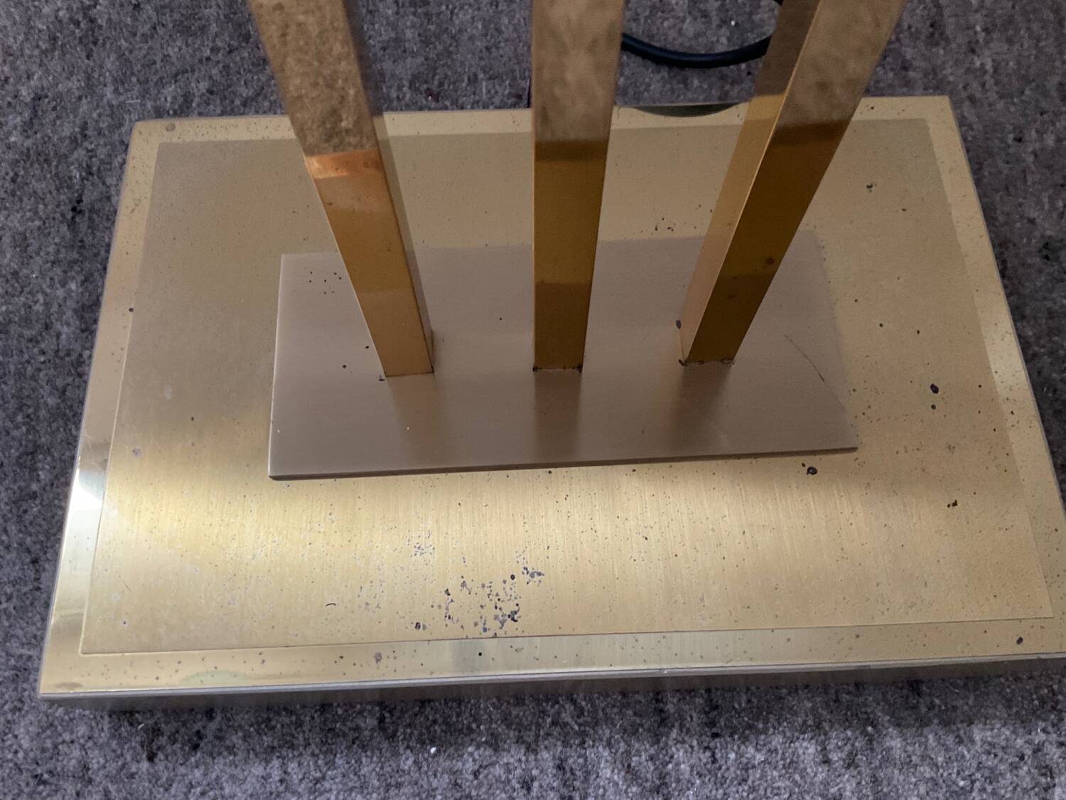 Maison Deknudt brass floor lamp from the 70s
