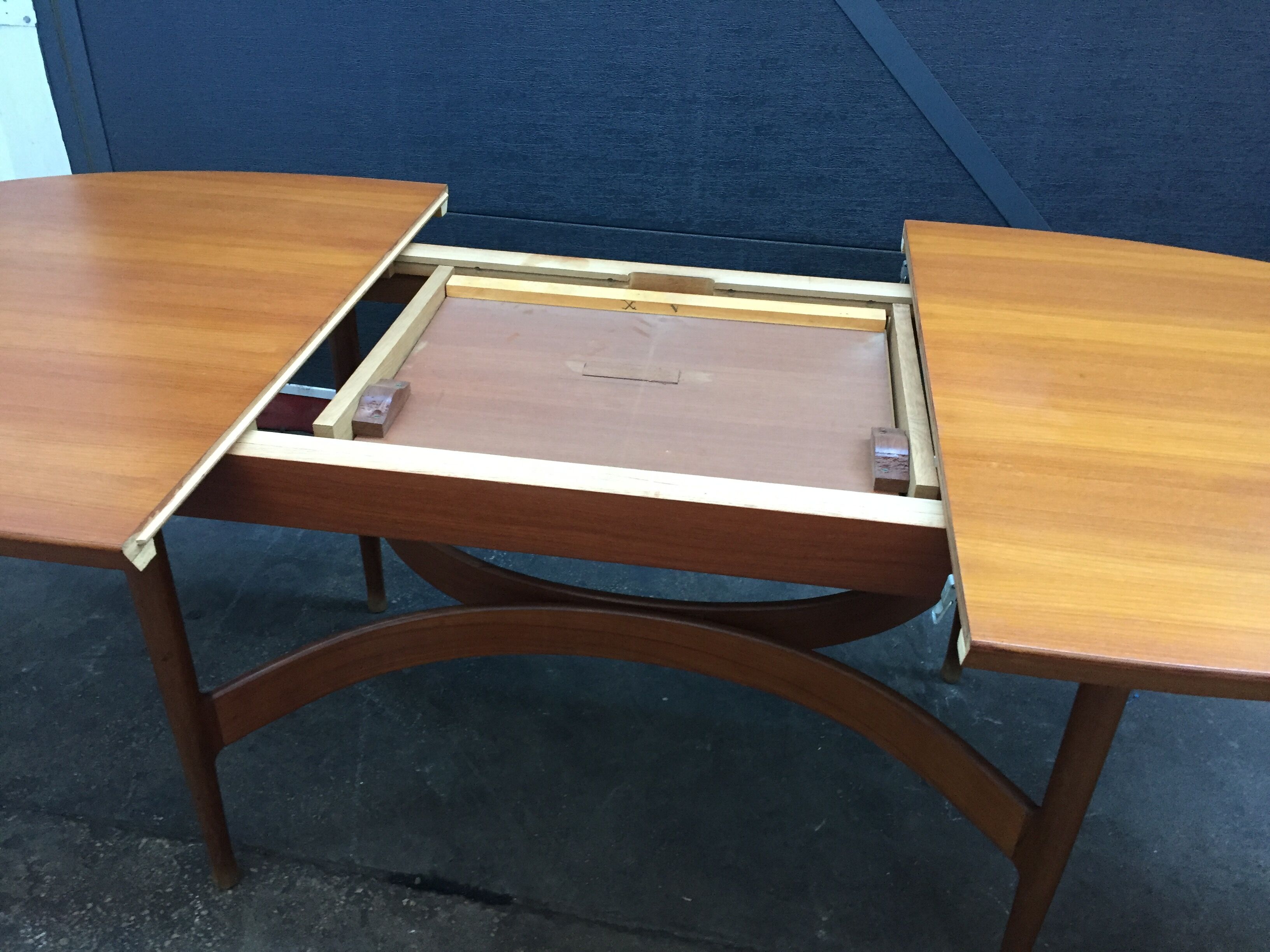 Table dining Jacques hauville